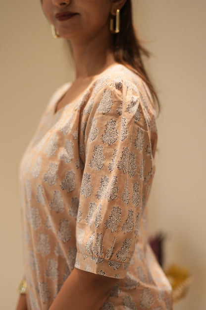 Maxi Peach Paisley