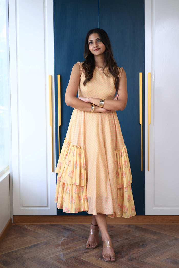 Midi Peach Tiered